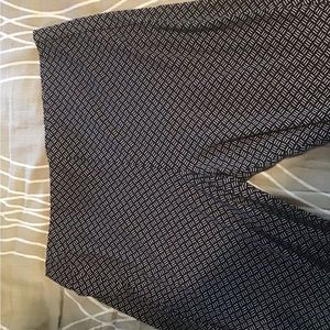 J Jill Knit Pants Look Great On! Size Large